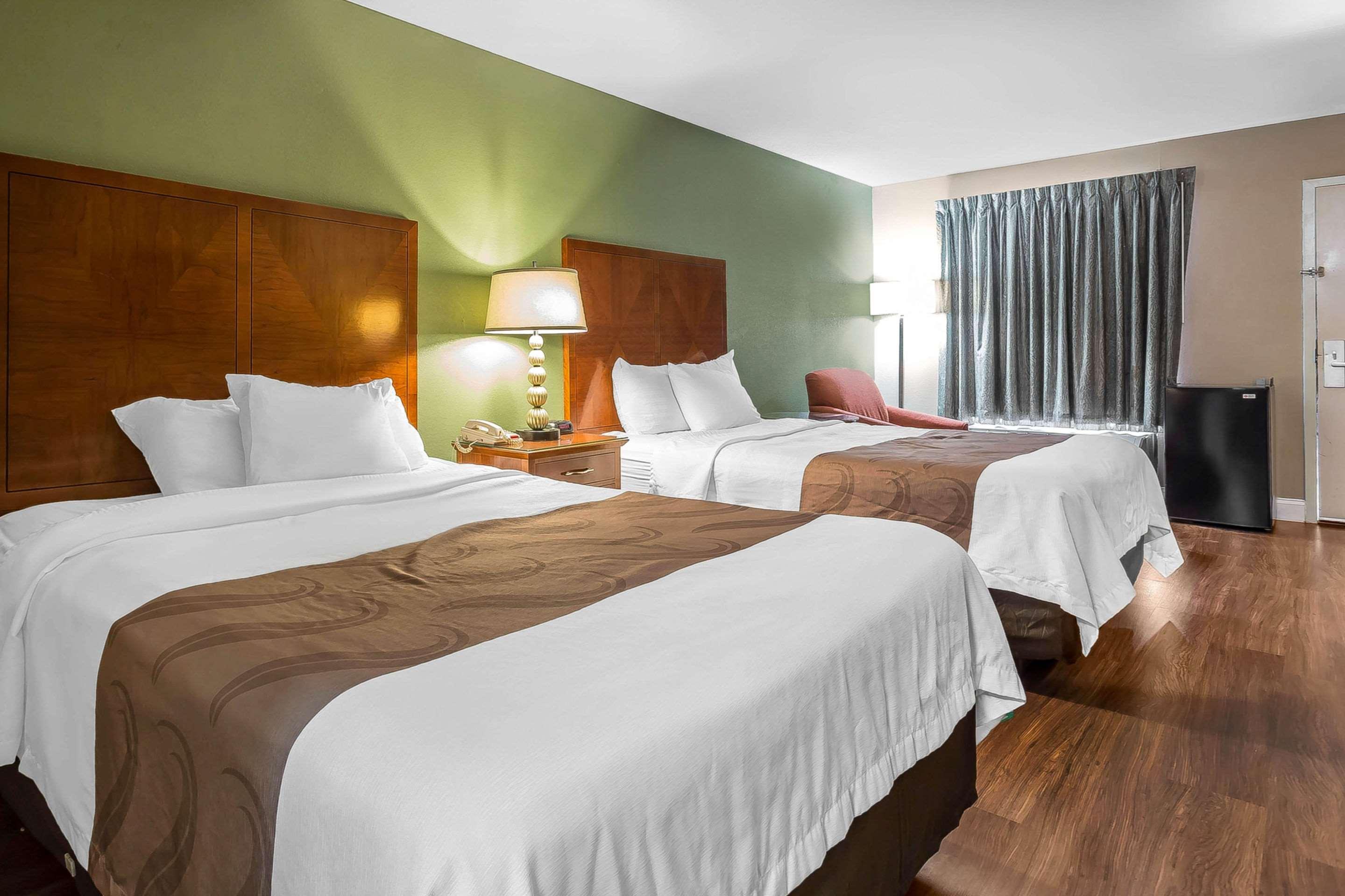 Quality Inn & Suites Near Robins Air Force Base Warner Robins Ngoại thất bức ảnh
