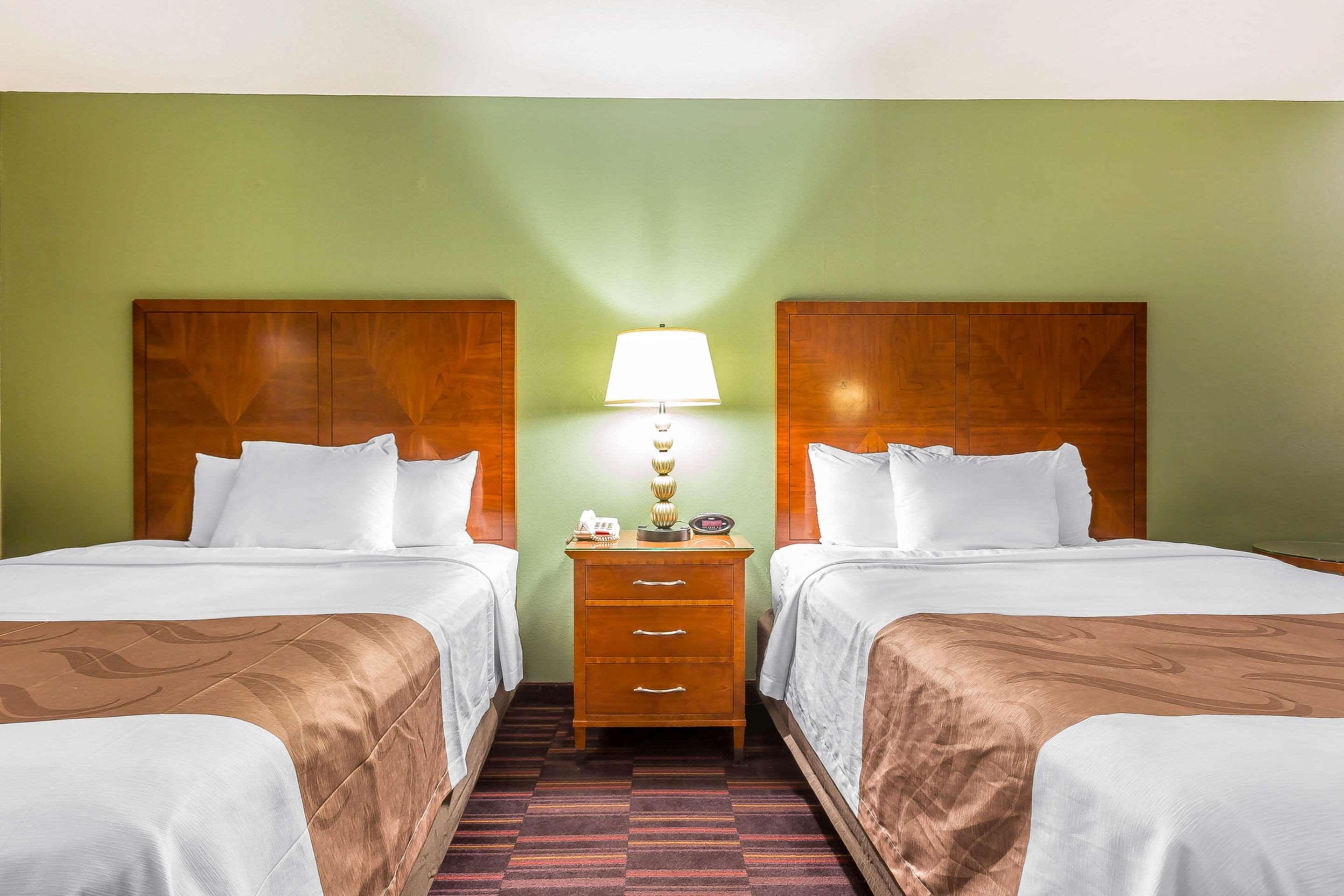 Quality Inn & Suites Near Robins Air Force Base Warner Robins Ngoại thất bức ảnh
