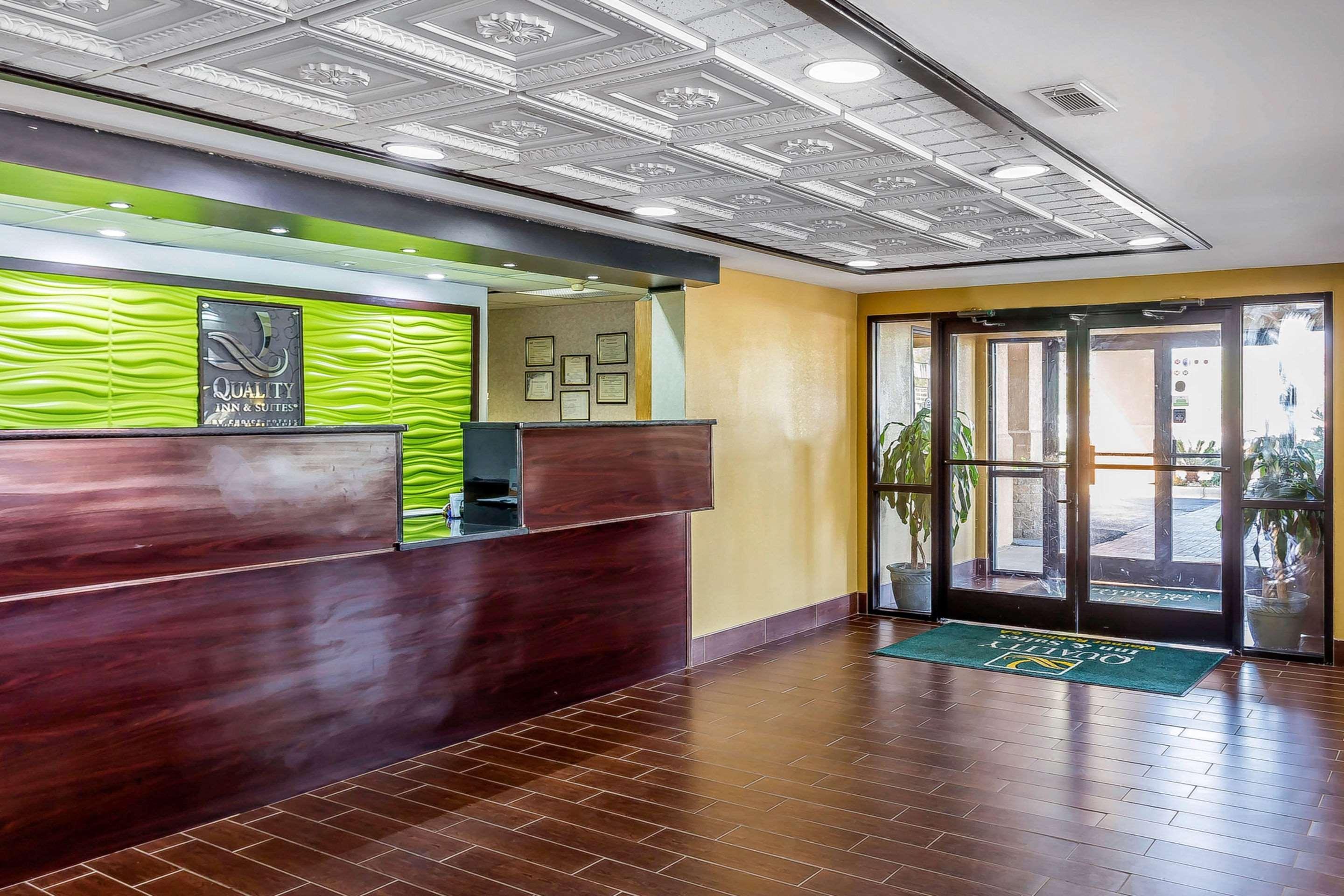 Quality Inn & Suites Near Robins Air Force Base Warner Robins Ngoại thất bức ảnh