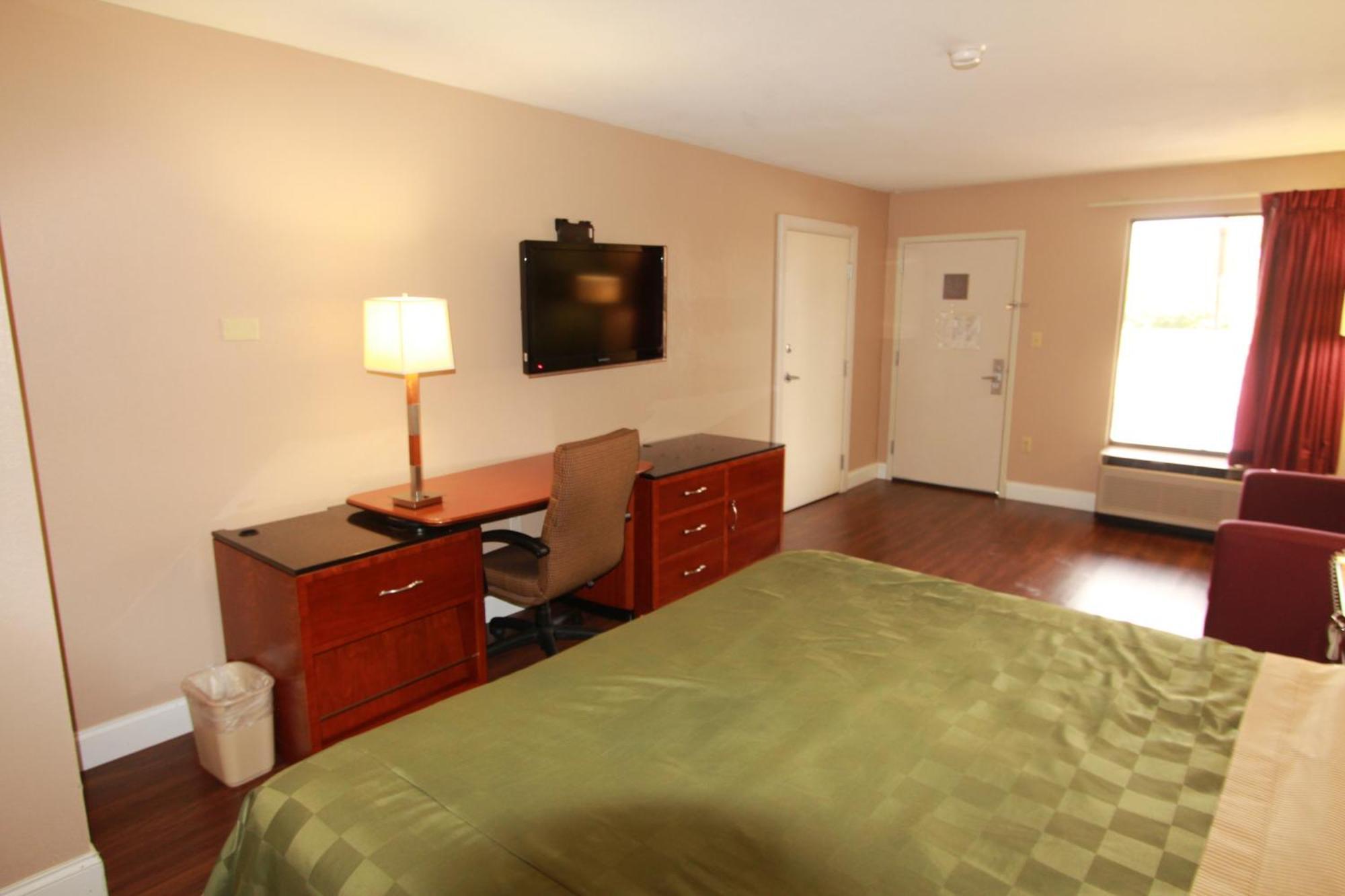 Quality Inn & Suites Near Robins Air Force Base Warner Robins Ngoại thất bức ảnh