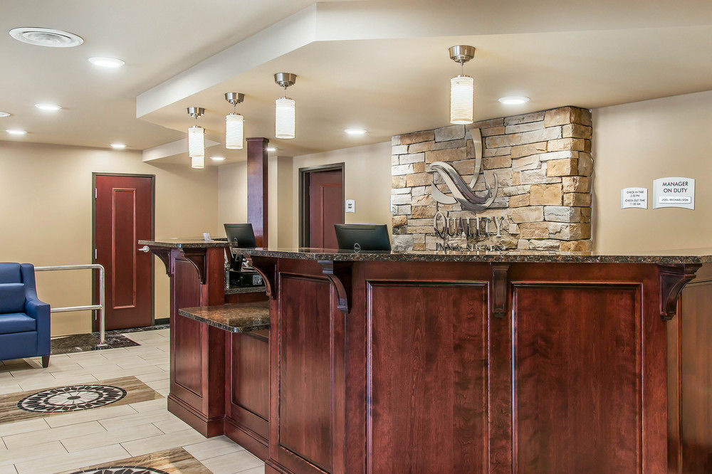 Quality Inn & Suites Near Robins Air Force Base Warner Robins Ngoại thất bức ảnh